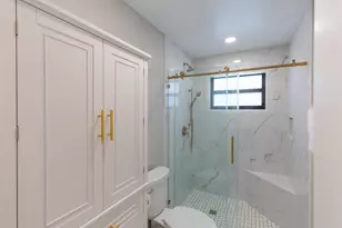 2478 Bedford Mews Dr, Wellington, FL 33414 - Photo 9