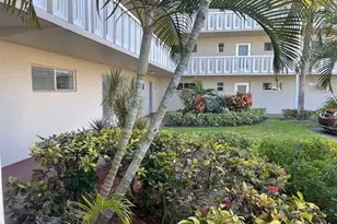 2566 S Garden Dr S, Lake Worth, FL 33461 - Photo 19