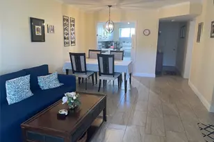 2566 S Garden Dr S, Lake Worth, FL 33461 - Photo 11