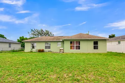 1002 SW Romaine Lane, Port Saint Lucie, FL 34953 - Photo 3