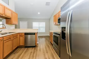 2431 SE Gilbert Ave, Port Saint Lucie, FL 34952 - Photo 5