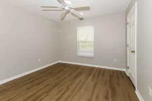 2431 SE Gilbert Ave, Port Saint Lucie, FL 34952 - Photo 9
