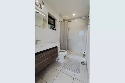 1104 Washington Street, Hollywood, FL 33019 - Photo 11