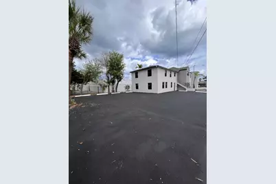 900 US Highway 1, Lake Park, FL 33403 - Photo 9