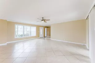 816 SE 13th Ct, Deerfield Beach, FL 33441 - Photo 9