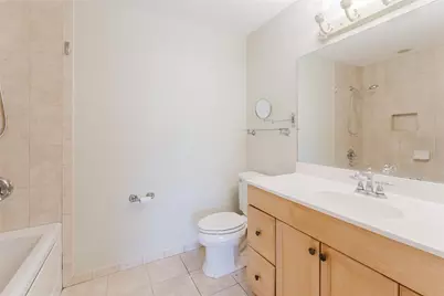 816 SE 13th Court, Deerfield Beach, FL 33441 - Photo 25