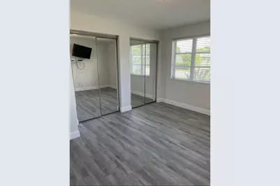 1211 W 27th Street, Riviera Beach, FL 33404 - Photo 5