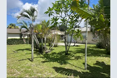 1211 W 27th Street, Riviera Beach, FL 33404 - Photo 3