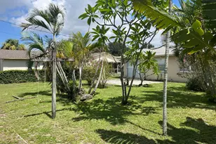 1211 W 27th St, Riviera Beach, FL 33404 - Photo 3
