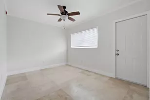 1872 NE 46th St, Fort Lauderdale, FL 33308 - Photo 7