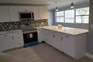 4010 N Shore Dr, West Palm Beach, FL 33407 - Photo 3