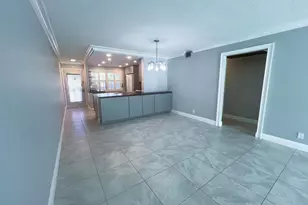3203 Portofino Point, Coconut Creek, FL 33066 - Photo 13