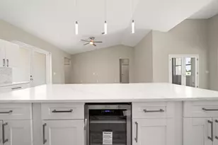 525 Glen Mar Cir, Sebring, FL 33876 - Photo 7
