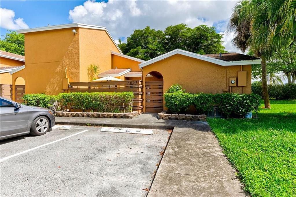 8007 NW 71st Ct - 8007 NW 71st Ct, Tamarac, FL 33321 Luxury Property | Jose Angel Pina