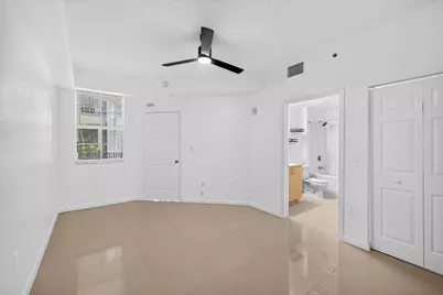 533 NE 3rd Avenue #125, Fort Lauderdale, FL 33301 - Photo 17