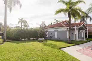 10627 NW 7th St, Pembroke Pines, FL 33026 - Photo 29