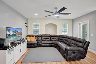 110 Belmont Ln, North Lauderdale, FL 33068 - Photo 15