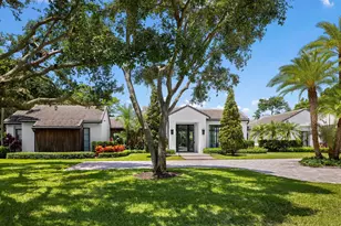 9 Country Rd W, Village of Golf, FL 33436 - Photo 3