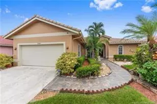 9140 Cypress Hollow Dr, Palm Beach Gardens, FL 33418 - Photo 1