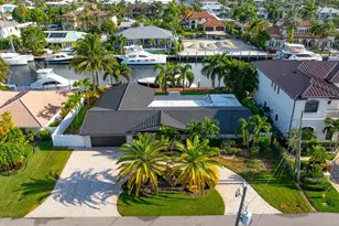 2401 NE 33rd St, Lighthouse Point, FL 33064 - Photo 3