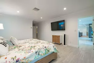 2401 NE 33rd St, Lighthouse Point, FL 33064 - Photo 15