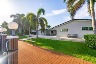 2401 NE 33rd St, Lighthouse Point, FL 33064 - Photo 39