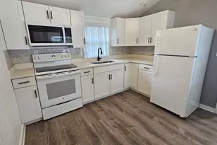 425 Ardmore Rd, West Palm Beach, FL 33401 - Photo 1