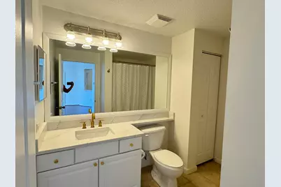 5306 Myrtlewood Circle E, Palm Beach Gardens, FL 33418 - Photo 9