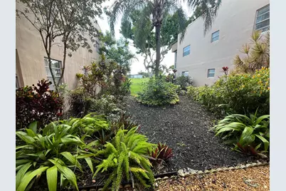 7 Flanders A, Delray Beach, FL 33484 - Photo 11
