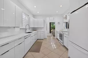 2350 NW 53rd St, Boca Raton, FL 33496 - Photo 13