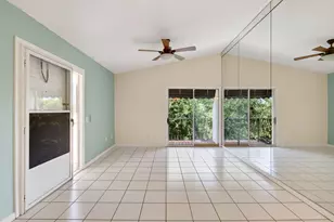179 Waterside Dr, Hypoluxo, FL 33462 - Photo 9