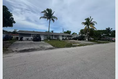 3141 49th Lane S, Lake Worth Beach, FL 33461 - Photo 1