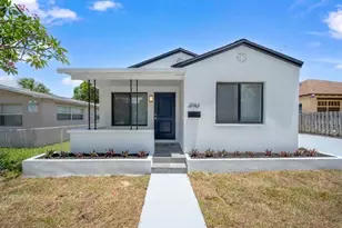 1009 14th St, West Palm Beach, FL 33401 - Photo 1