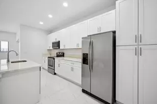 1009 14th St, West Palm Beach, FL 33401 - Photo 3