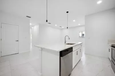 1009 14th Street #B, West Palm Beach, FL 33401 - Photo 7