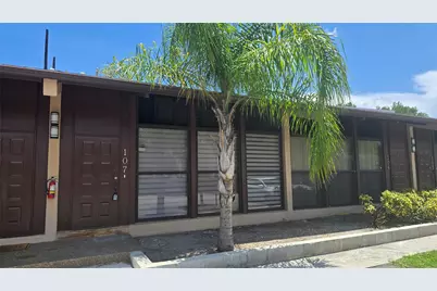 2421 N 40th Avenue #107, Hollywood, FL 33021 - Photo 1