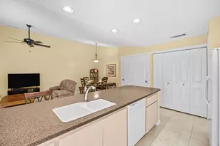 1242 NW Sun Terrace Cir, Port Saint Lucie, FL 34986 - Photo 15