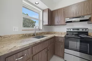1649 SE 4th St, Deerfield Beach, FL 33441 - Photo 9