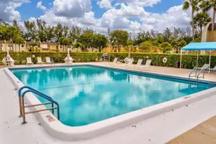120 Lake Meryl Dr, West Palm Beach, FL 33411 - Photo 15