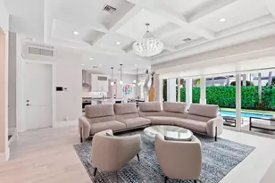 464 NE 8th St, Boca Raton, FL 33432 - Photo 9