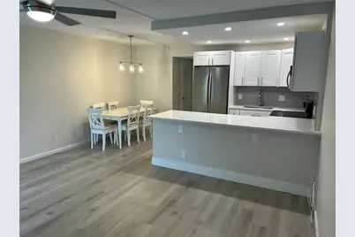 423 Markham T #423, Deerfield Beach, FL 33442 - Photo 3