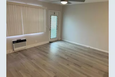 423 Markham T #423, Deerfield Beach, FL 33442 - Photo 5