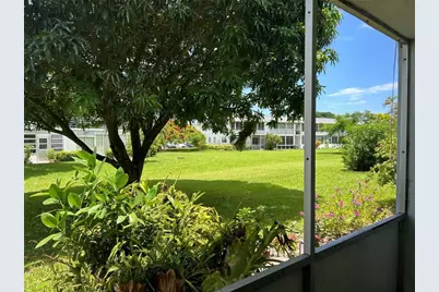 423 Markham T #423, Deerfield Beach, FL 33442 - Photo 9
