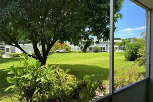 423 Markham T, Deerfield Beach, FL 33442 - Photo 9