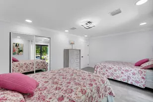 2121 NE 29th St, Lighthouse Point, FL 33064 - Photo 19
