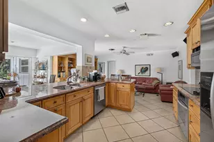 4126 Hickory Dr, Palm Beach Gardens, FL 33418 - Photo 25