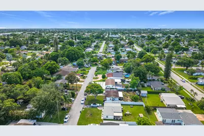 6135 NW 24th Court, Margate, FL 33063 - Photo 31