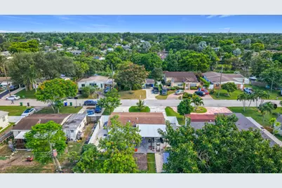 6135 NW 24th Court, Margate, FL 33063 - Photo 25