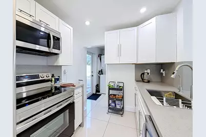 6135 NW 24th Court, Margate, FL 33063 - Photo 9