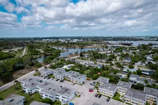 2840 Lake Osborne Dr, Lake Worth, FL 33461 - Photo 37